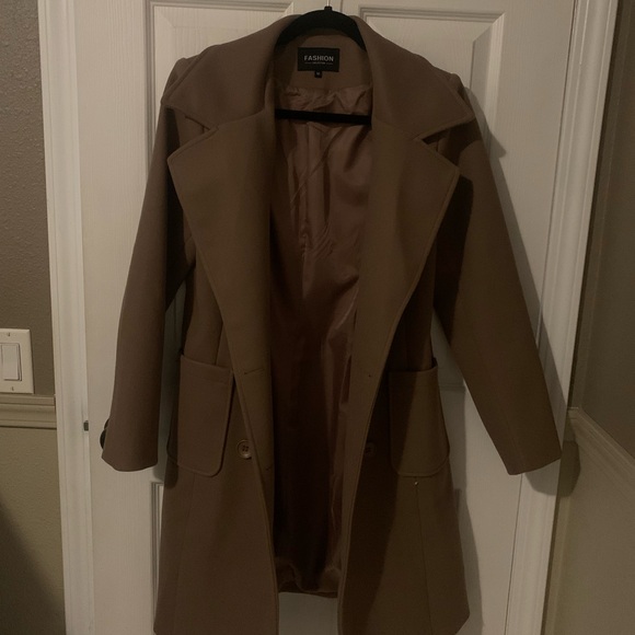 Jackets & Blazers - Collared Tan Trench Coat
